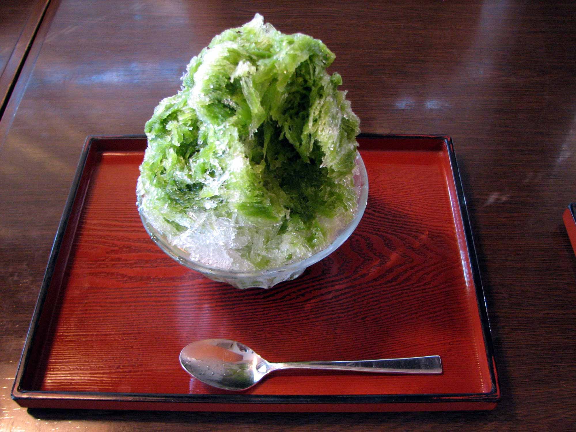 Macha kakigoti snowcone by Chris 73 - CC BY-SA 3.0